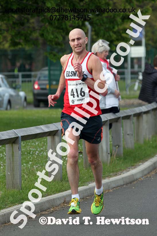 Clive Cookson 10k Road Race, Whitley Bay. Photo: David T. Hewitson/Sports for All Pics